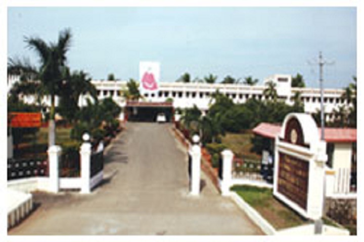 https://cache.careers360.mobi/media/colleges/social-media/media-gallery/11893/2019/3/14/Campus view of Adhiparasakthi Polytechnic College Melmaruvathur_Campus-view.jpg